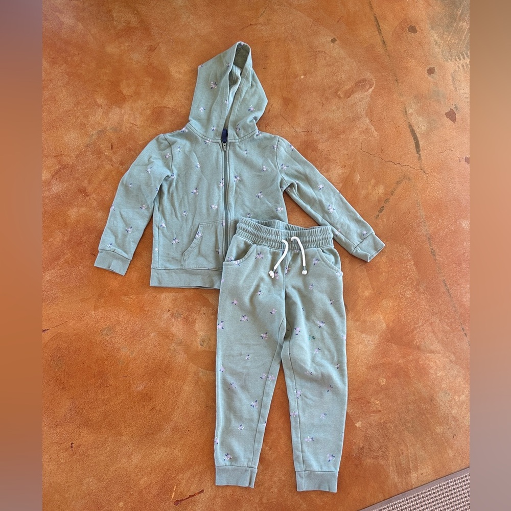 Cat & Jack | Children’s Sage Green Floral Hoodie Jogger Set | M (7/8)